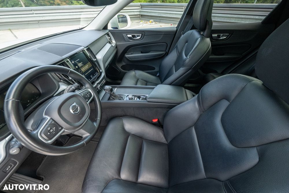 Volvo XC 60 D4 AWD Momentum - 19