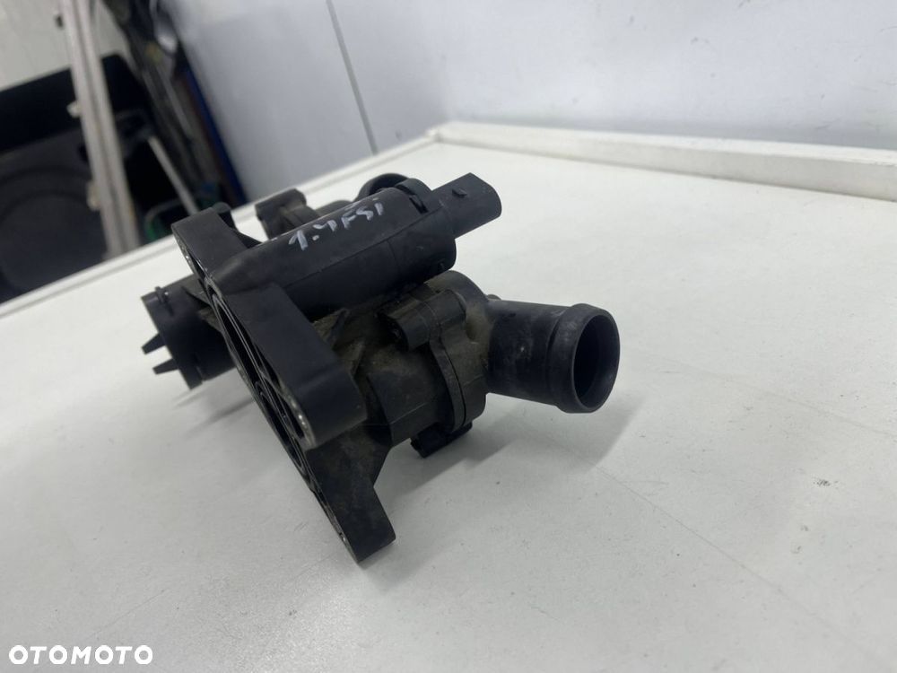 Obudowa termostatu VW Golf V 5 Polo 9n TERMOSTAT 1.4 fsi benzyna 03c121111c - 4