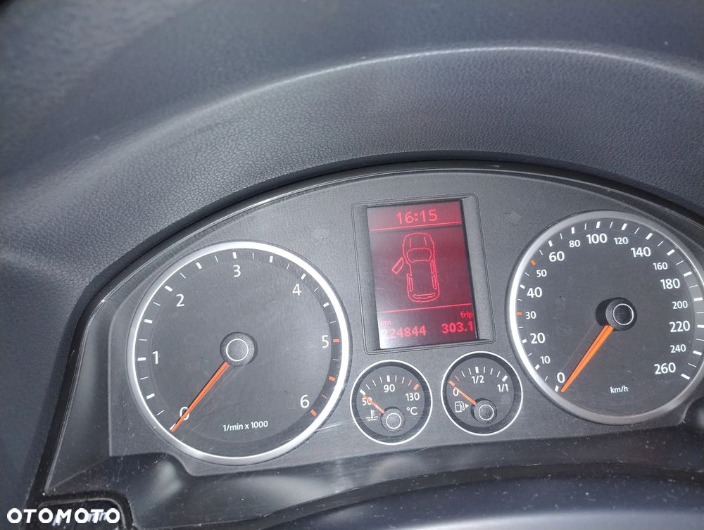 Volkswagen Tiguan - 2