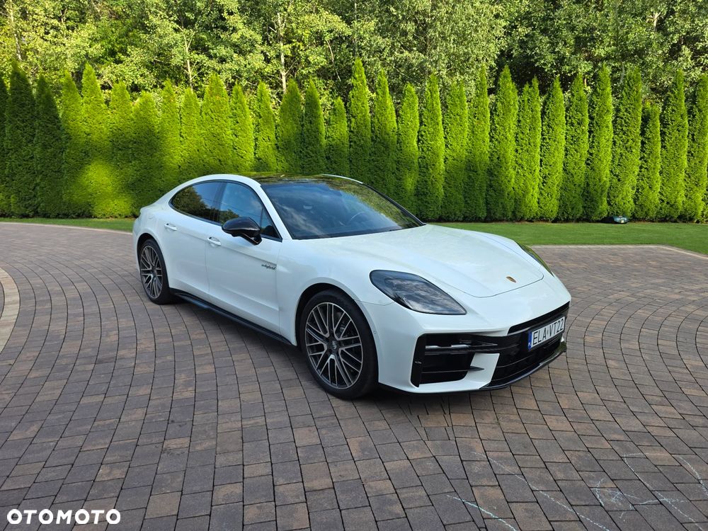 Porsche Panamera 4S E-Hybrid PHEV - 3