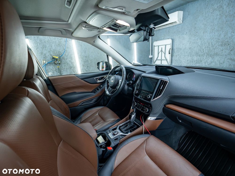 Subaru Forester 2.0i-L Platinum (EyeSight) Lineartronic - 9