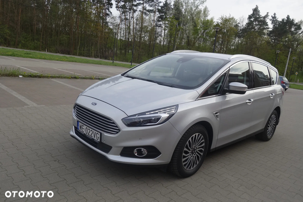 Ford S-Max 2.0 EcoBlue Titanium