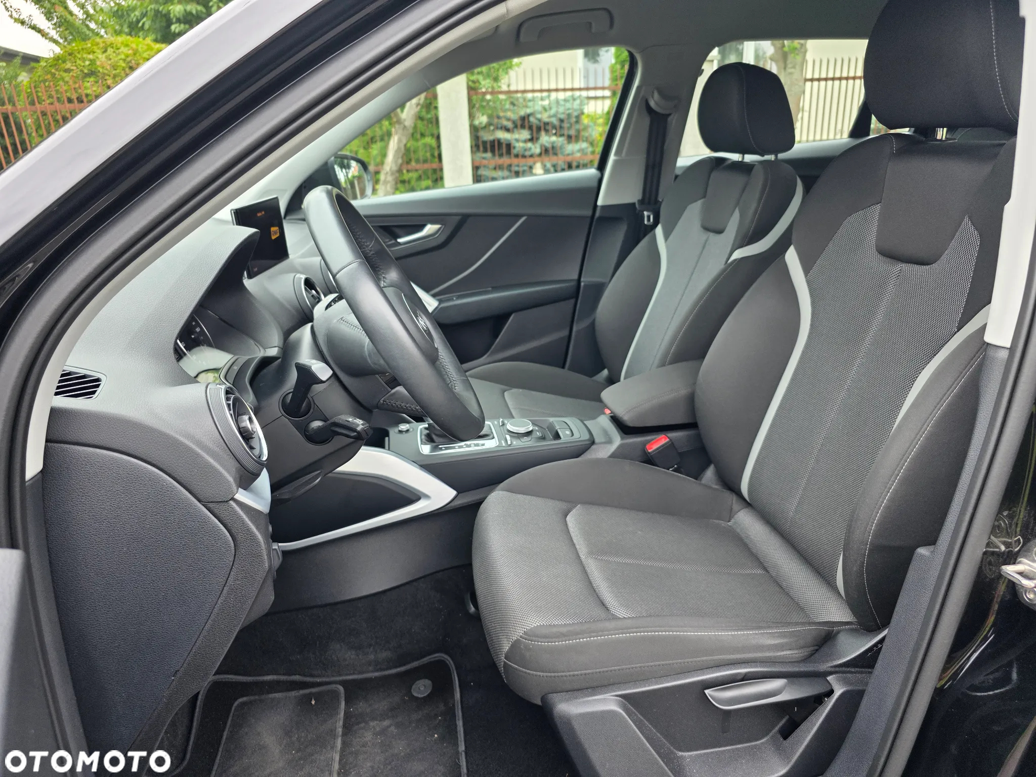Audi Q2 30 TDI S tronic design - 11