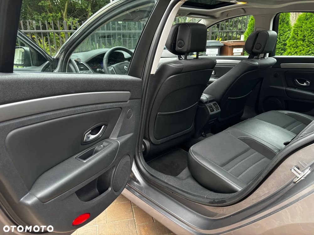 Renault Laguna 2.0 dCi FAP GT - 13
