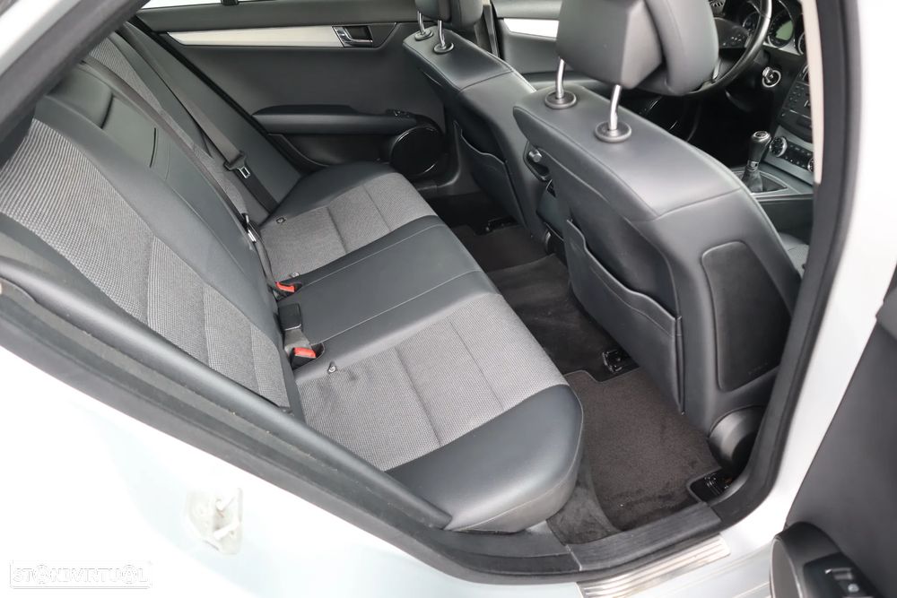 Mercedes-Benz C 220 CDI Avantgarde BlueEfficiency - 8