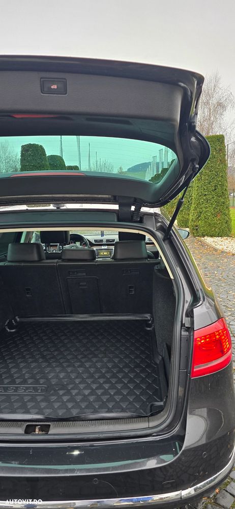 Volkswagen Passat Variant 2.0 TDI DPF DSG Highline - 12