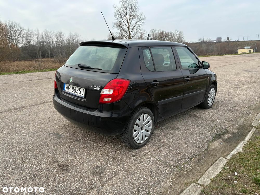 Skoda Fabia - 4