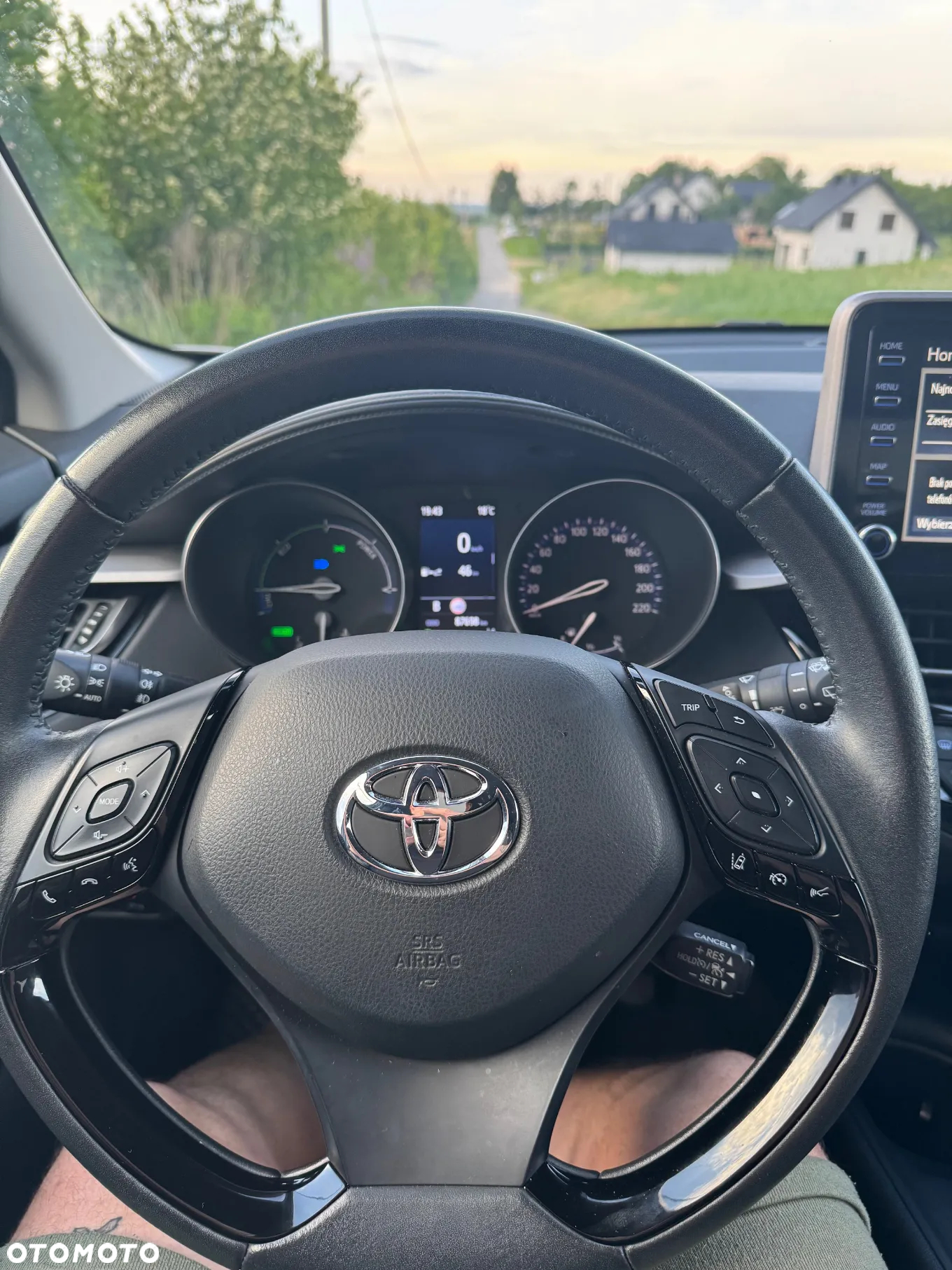 Toyota C-HR 1.8 Hybrid Comfort - 12