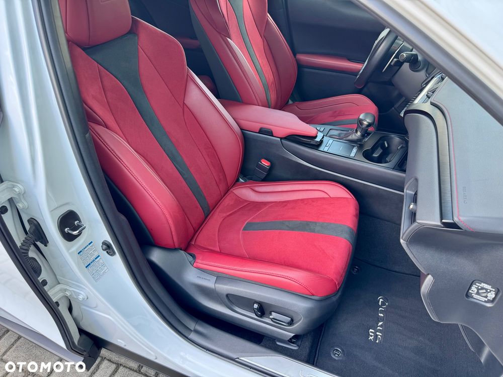 Lexus UX 250h GPF F Sport AWD - 8