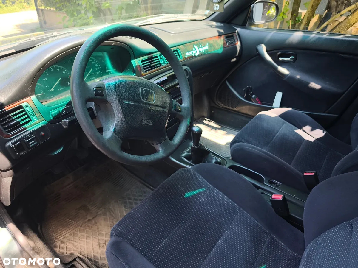 Honda Civic 1.4i - 6