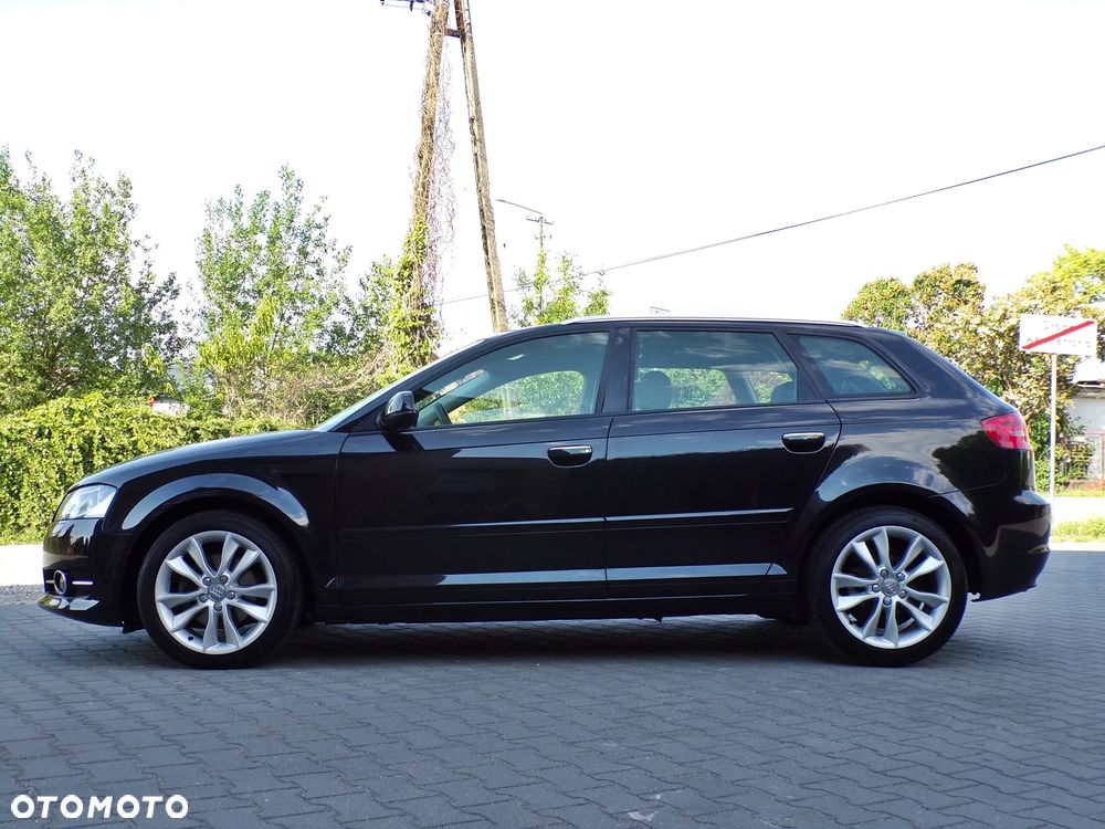 Audi A3 Sportback 2.0 TDI S line Sportpaket plus - 7