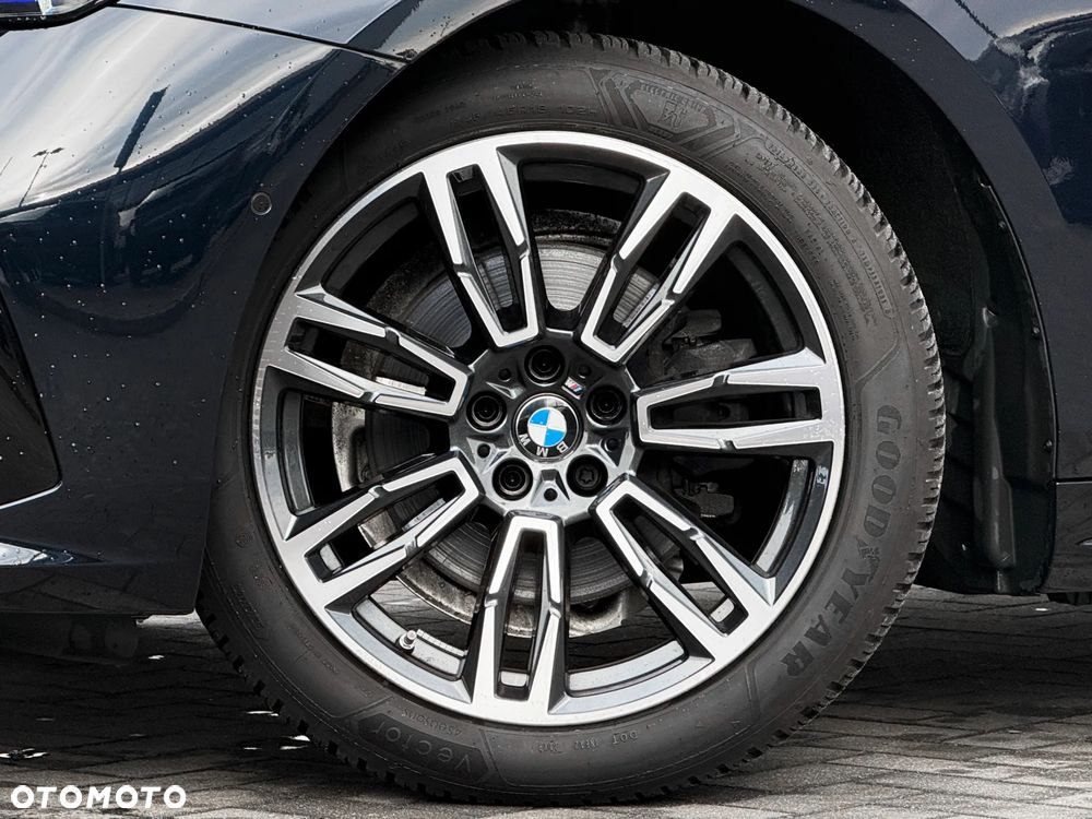 BMW Seria 5 520d - 13