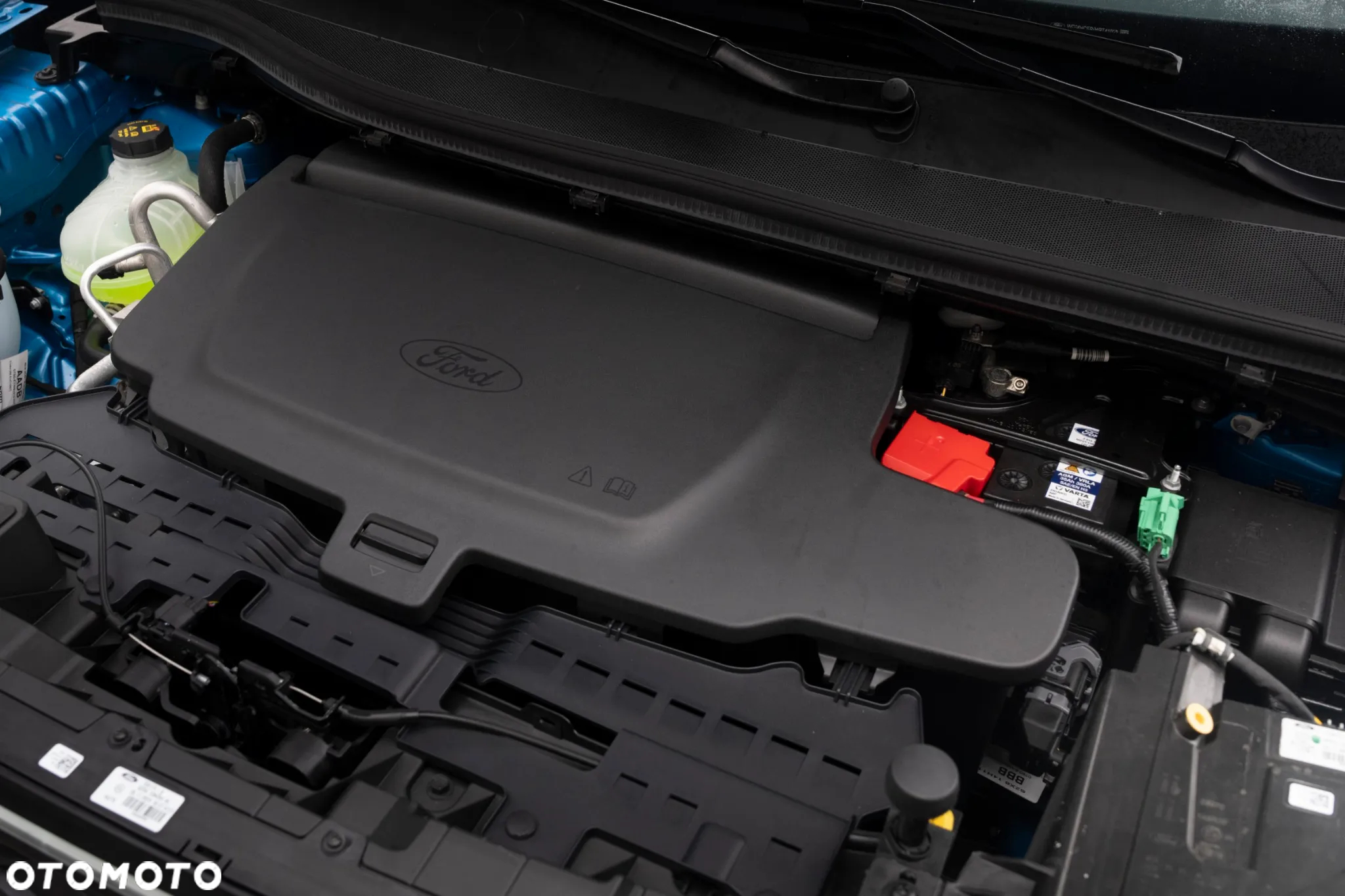 Ford E-Transit Courier - 19