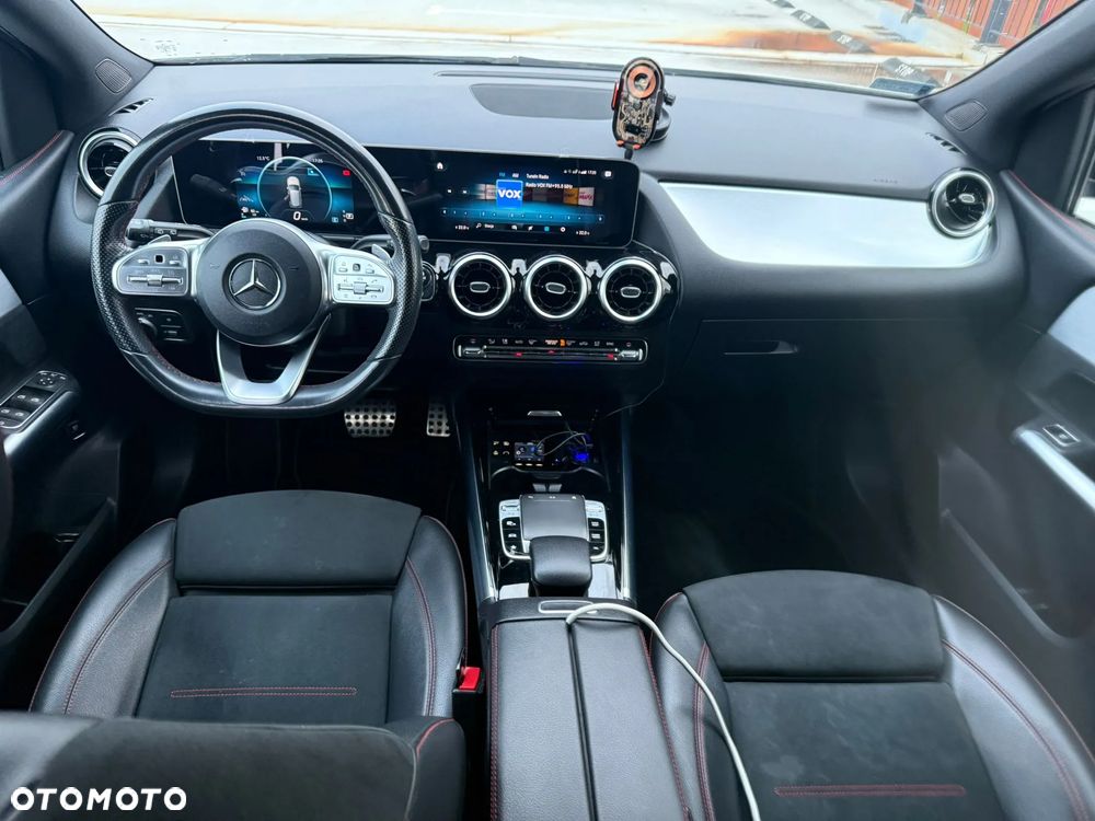Mercedes-Benz Klasa B 200 d AMG Line 8G-DCT - 9