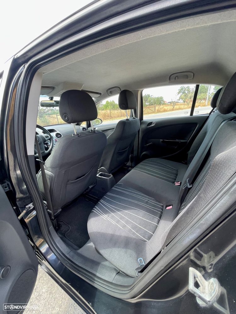 Opel Corsa 1.3 CDTi Enjoy - 19