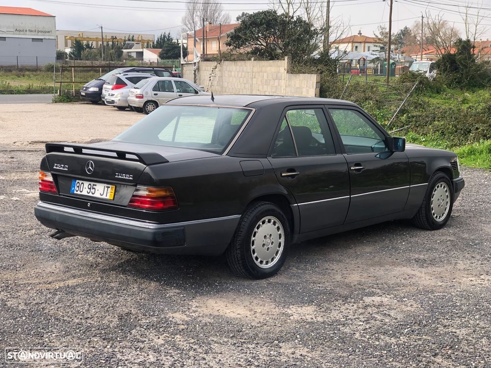 Mercedes-Benz E 250 - 19