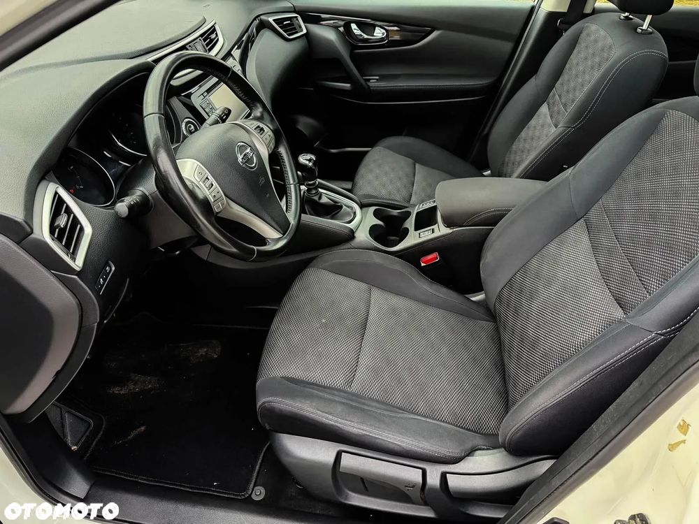 Nissan Qashqai - 23