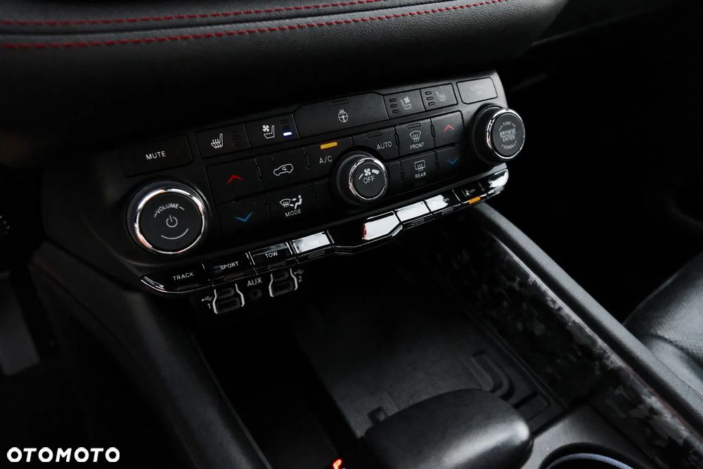 Dodge Durango 5.7 R/T - 28