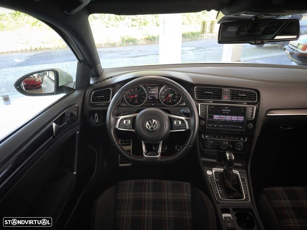 VW Golf 2.0 TSi GTi DSG - 6
