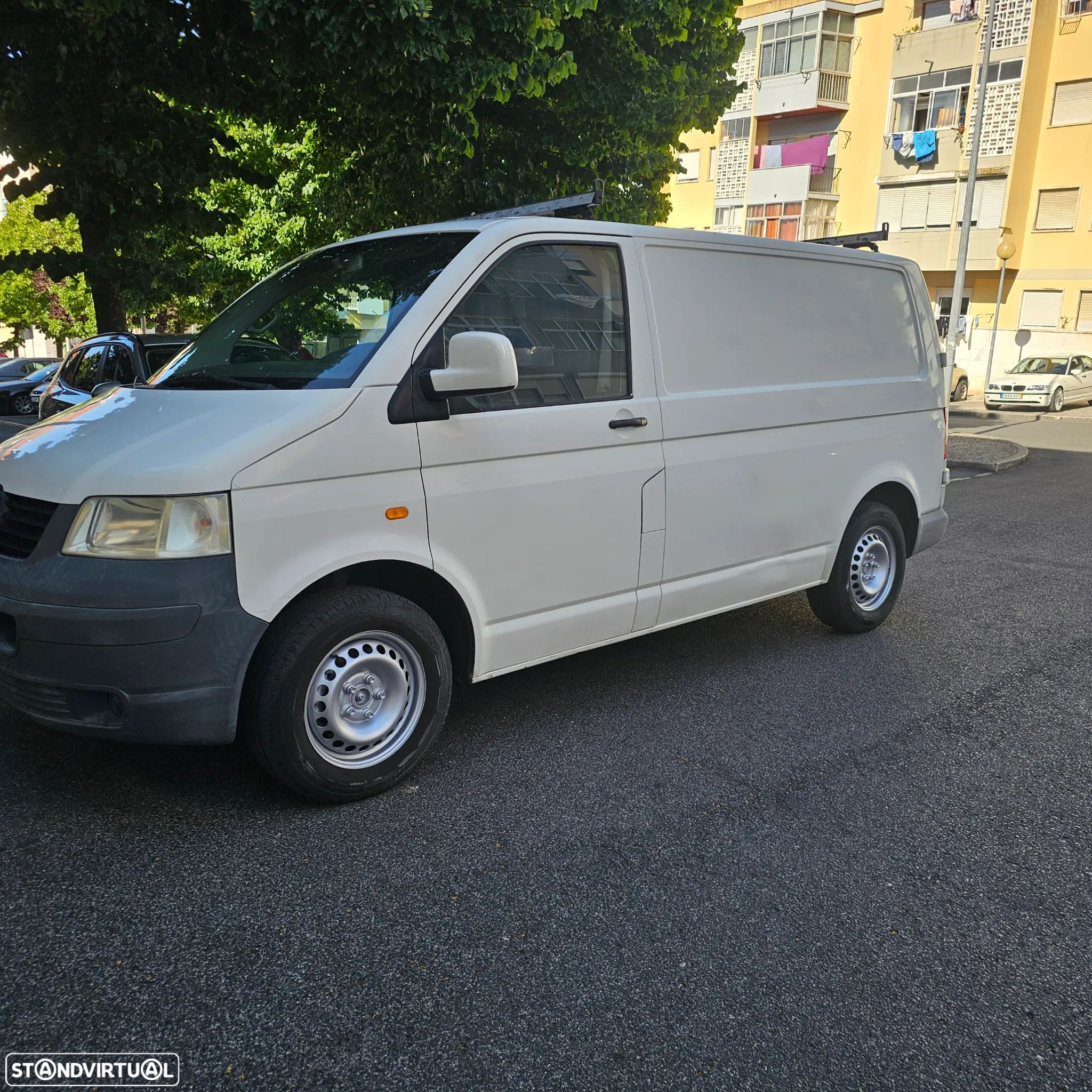 VW Transporter 2.5 TDI A/C - 1