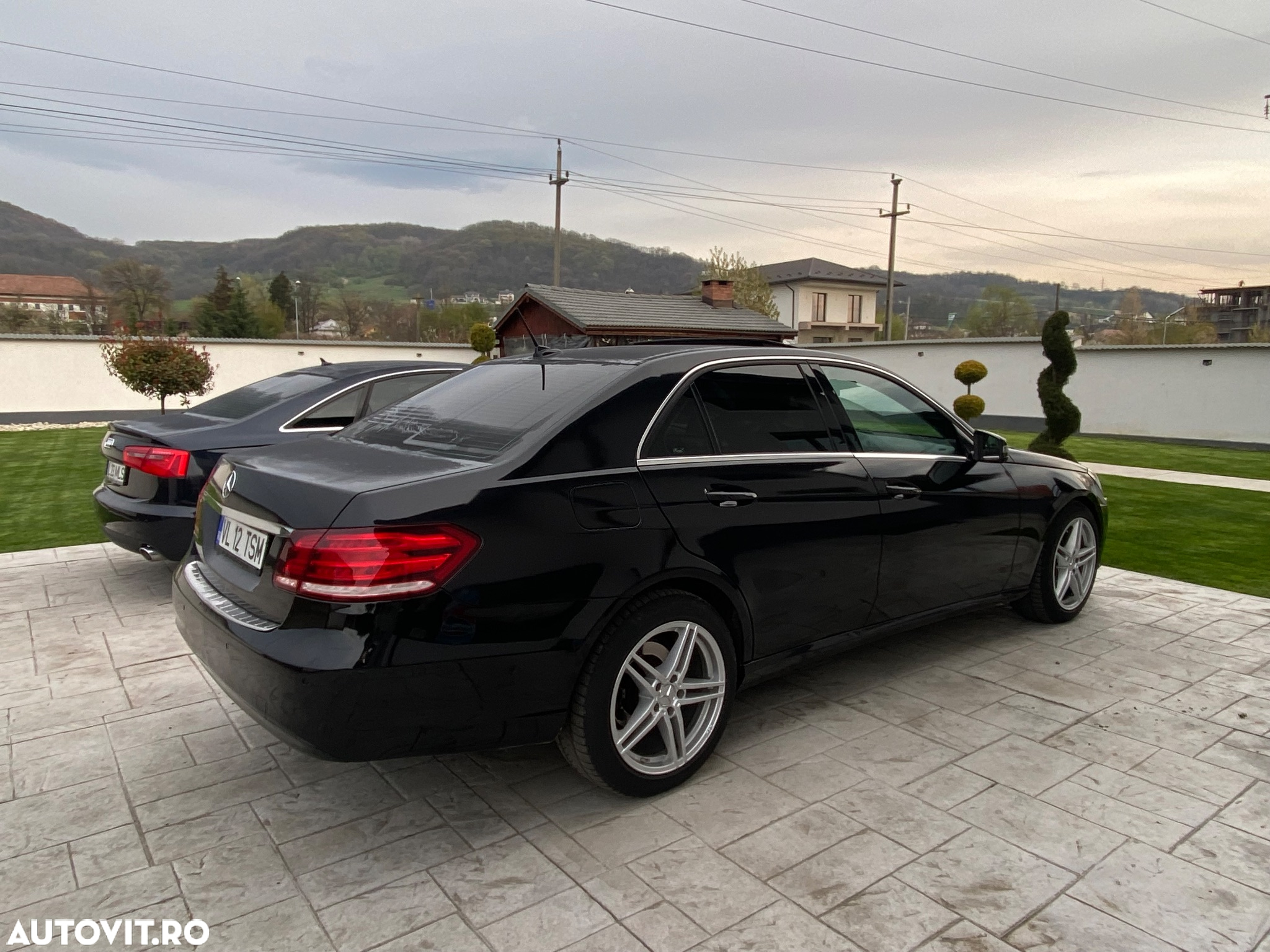 Mercedes-Benz E 200 BlueTEC 7G-TRONIC - 3