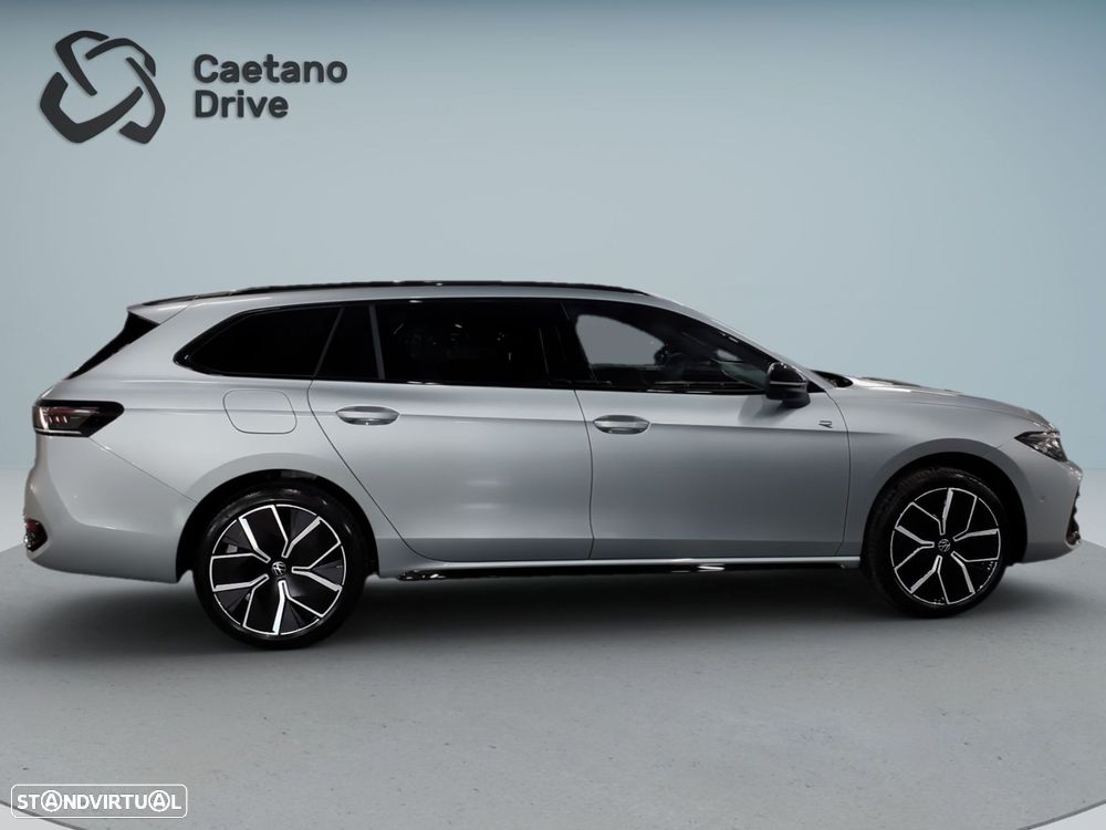 VW Passat Variant 1.5 TSI eHybrid R-Line DSG - 10