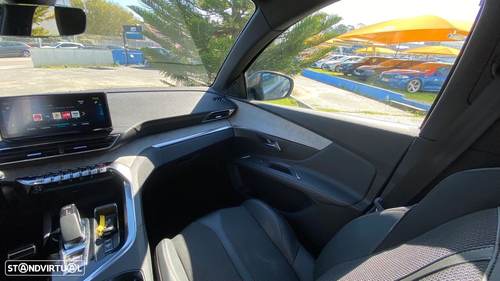 Peugeot 3008 1.6 Hybrid GT e-EAT8 - 31