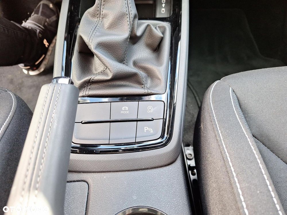 Skoda Scala 1.0 TSI Monte Carlo DSG - 24