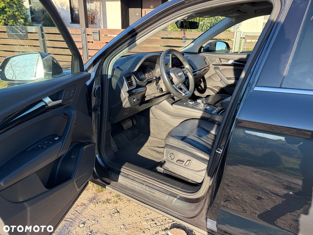 Audi Q5 45 TFSI quattro S tronic design - 11