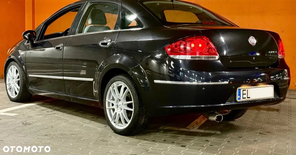 Fiat Linea 1.4 T-Jet 16V Emotion - 10