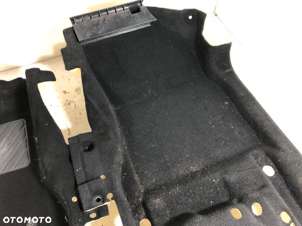 DYWAN WYKŁADZINA LEWA PRAWA PRZÓD CITROEN C4 GRAND PICASSO - 3