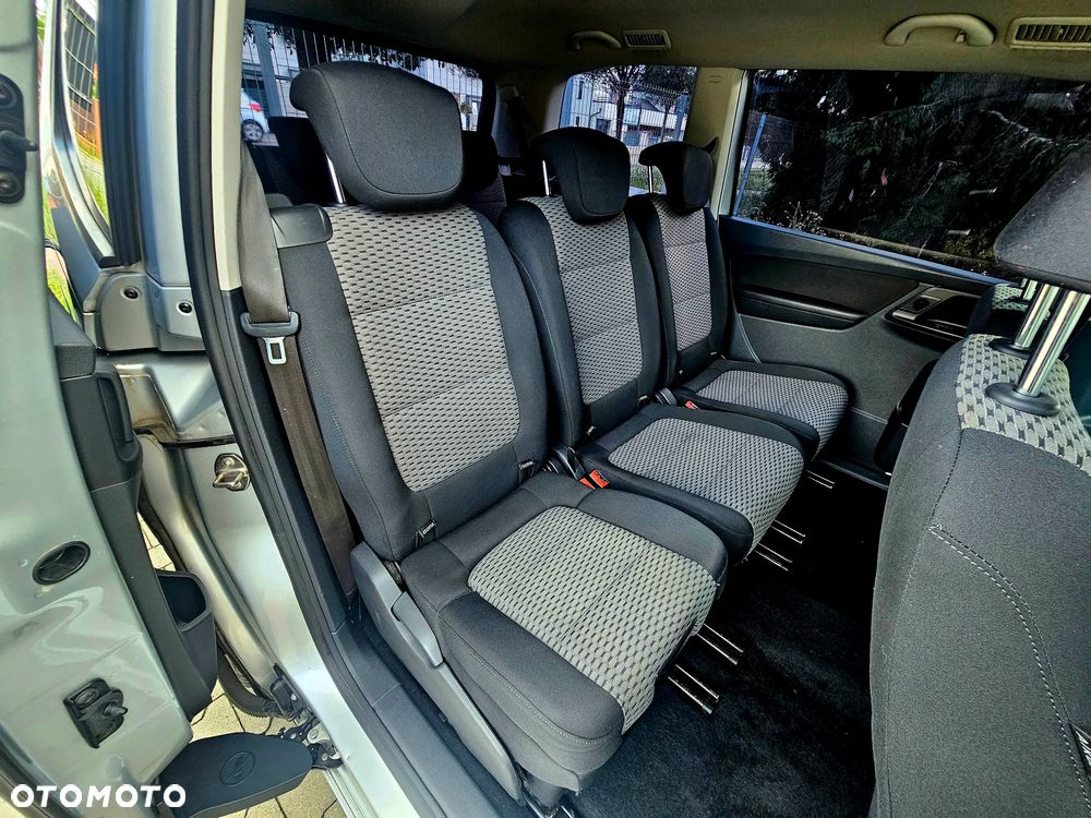 Volkswagen Sharan 2.0 TDI DSG BlueMotion Technology Trendline - 13