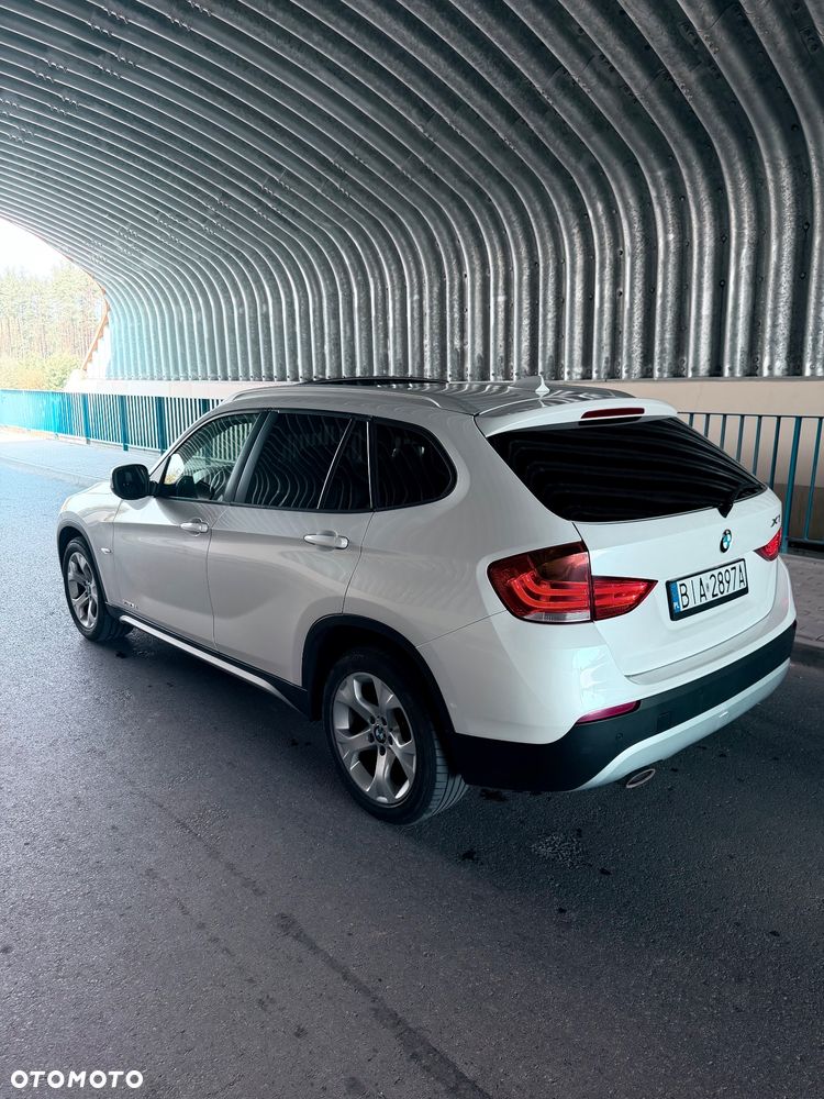 BMW X1 xDrive18d - 28