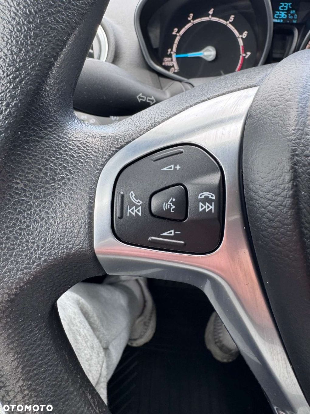 Ford Fiesta - 20