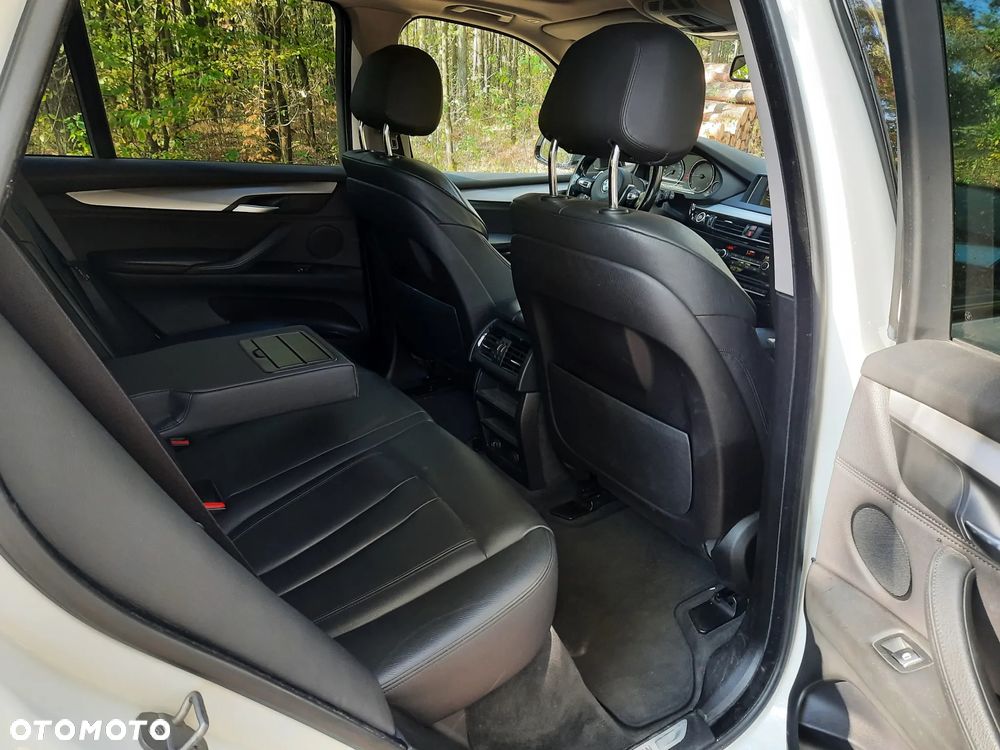 BMW X5 xDrive25d Sport-Aut - 10