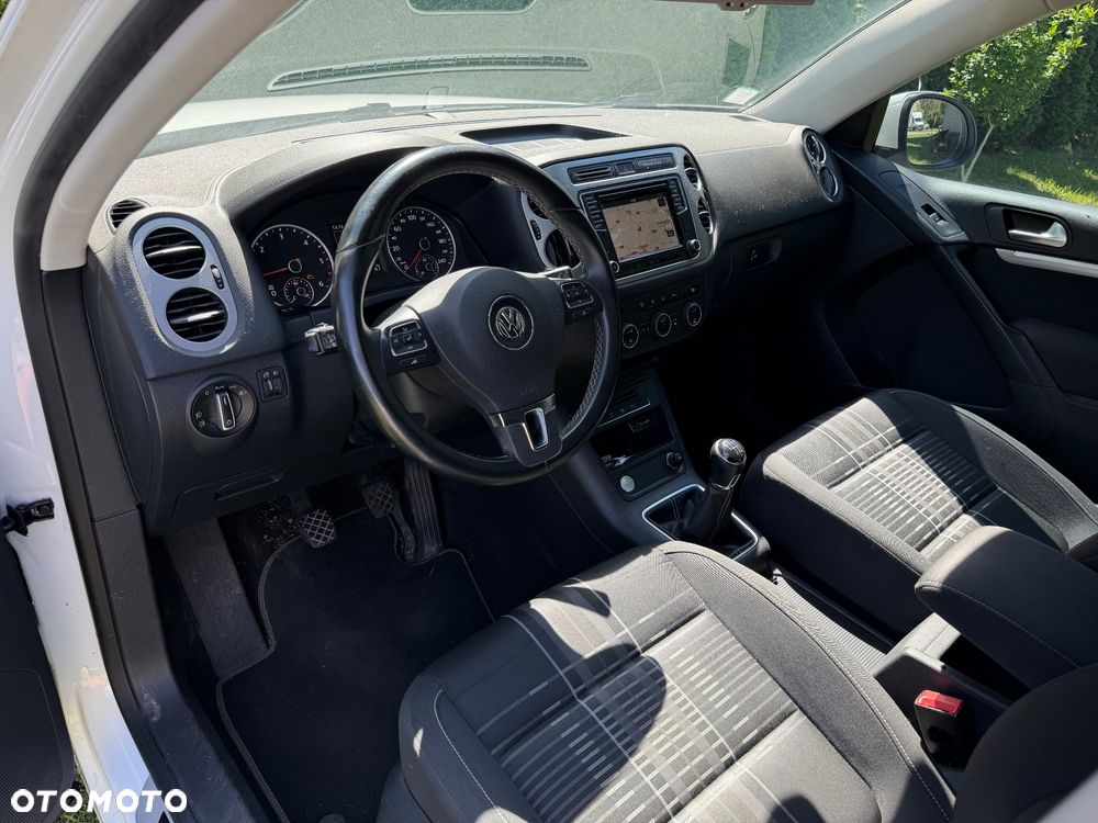 Volkswagen Tiguan 2.0 TDI SCR BlueMotion Technology Lounge Sport & Style - 14