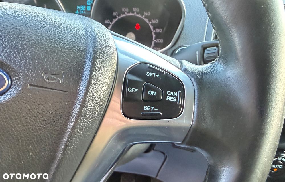 Ford EcoSport 1.5 EcoBlue TITANIUM - 23