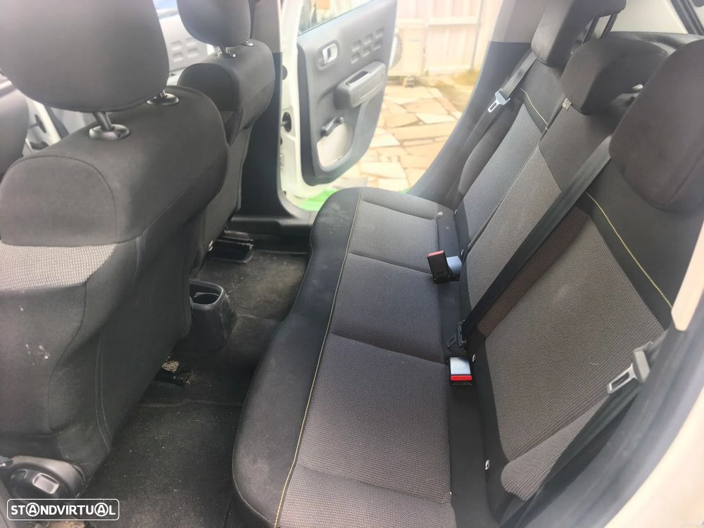Citroën C3 1.2 PureTech Feel - 21
