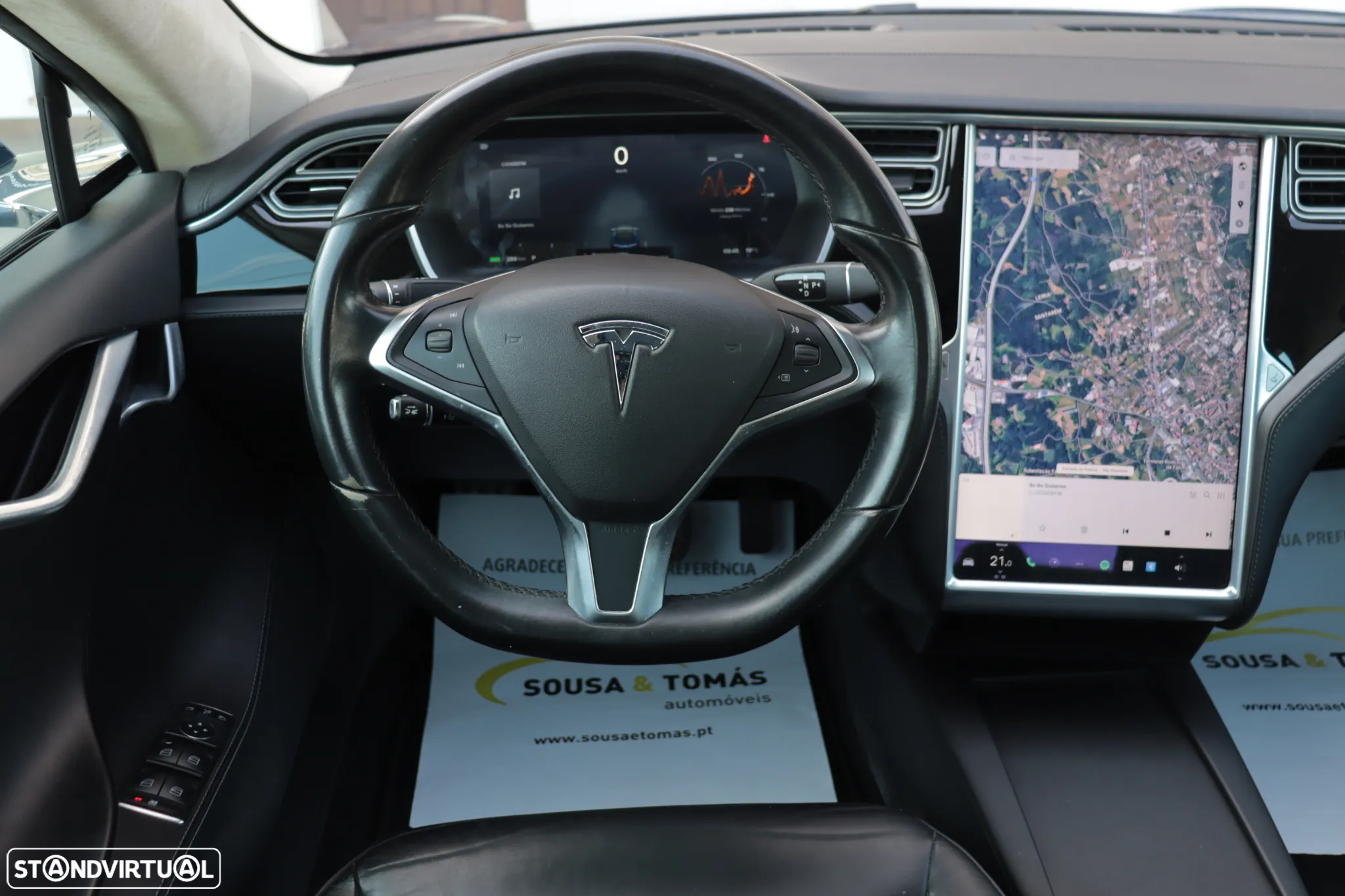 Tesla Model S 90D - 9