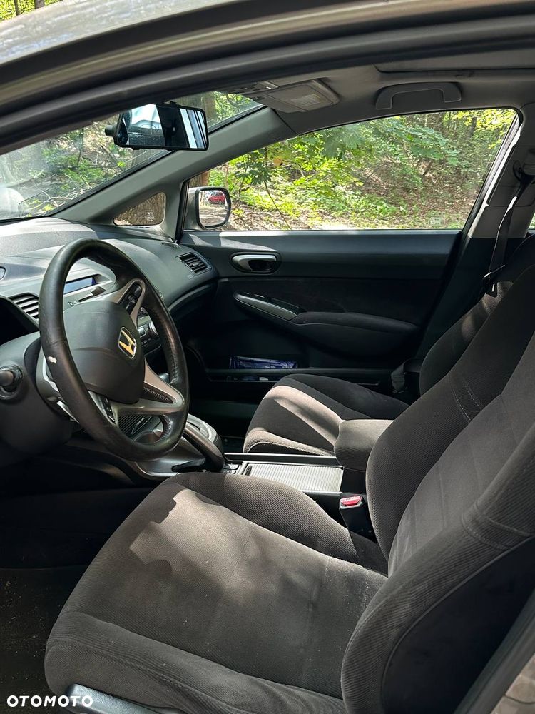 Honda Civic 1.8 Executive - 24