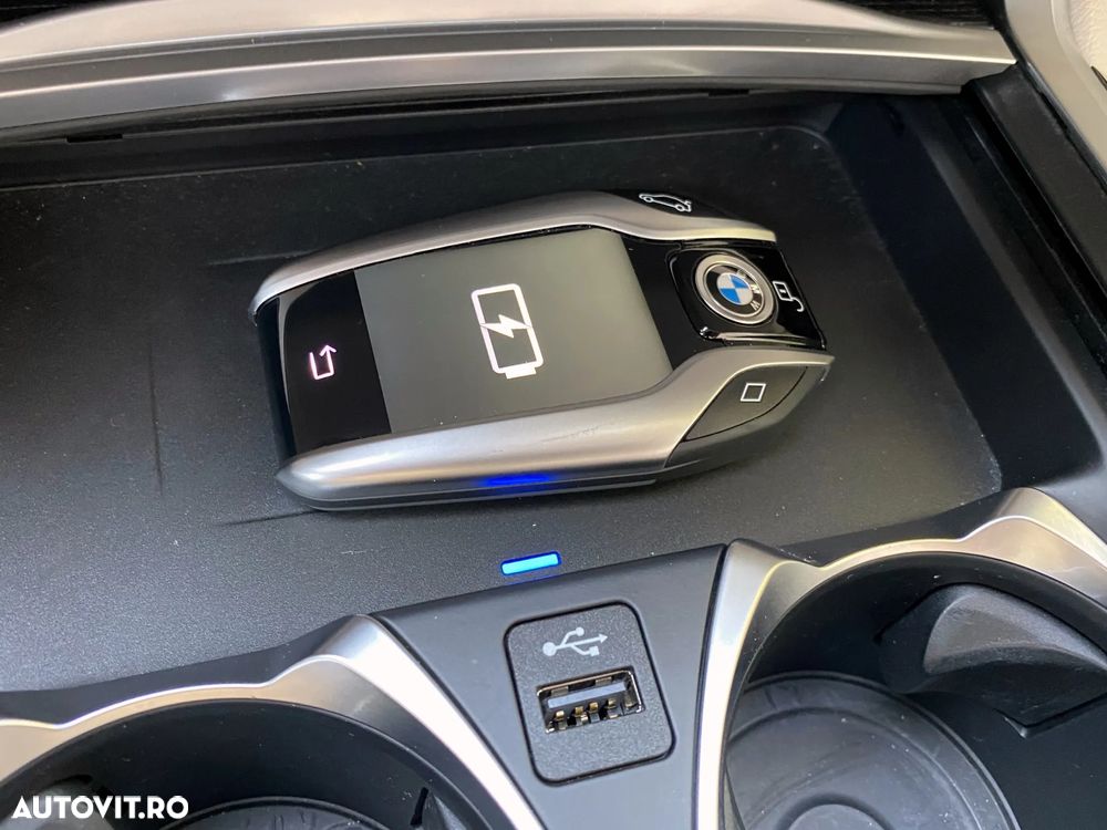 BMW Seria 7 730d xDrive - 33