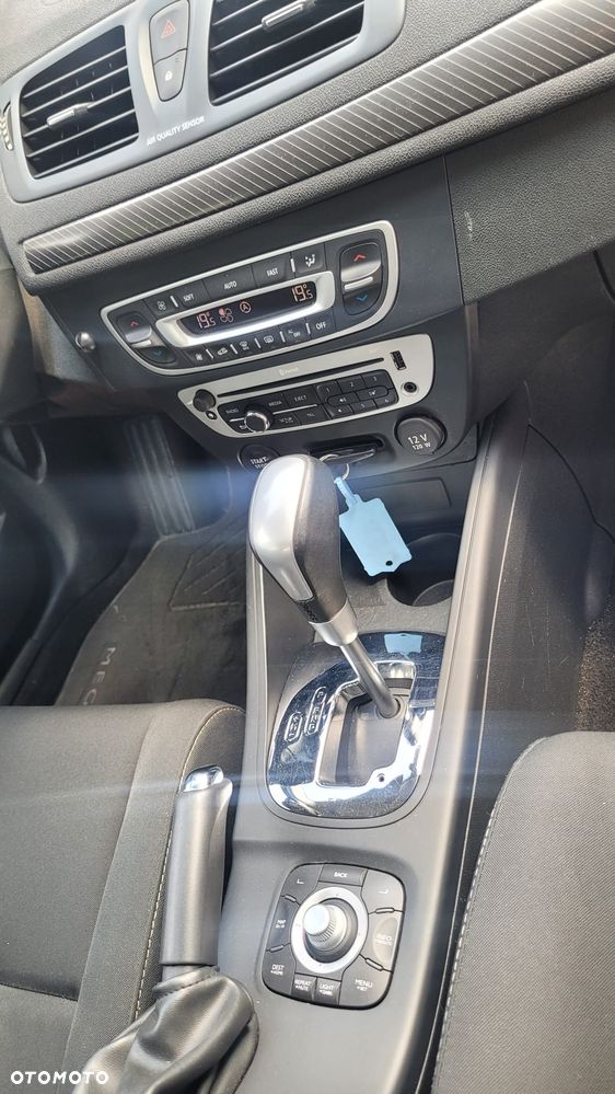 Renault Megane dCi 110 FAP EDC Dynamique - 12