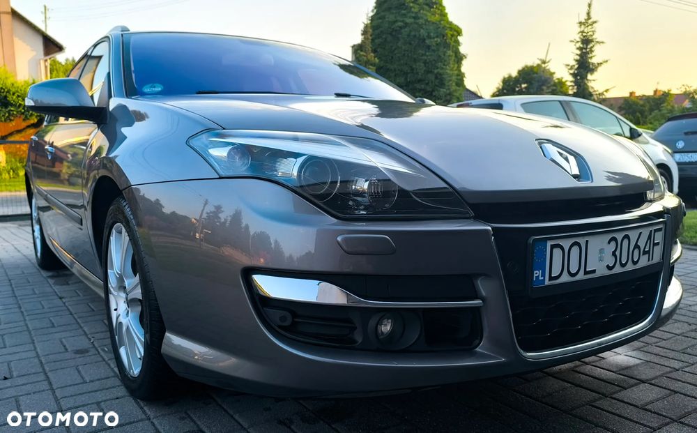 Renault Laguna 2.0 dCi Initiale - 3