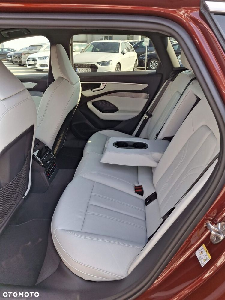 Audi A6 Avant - 17