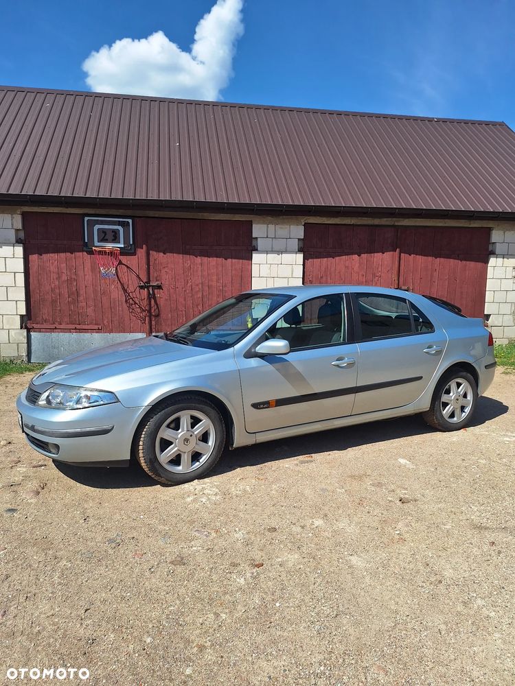 Renault Laguna 1.9 dCi Confort Authentique - 1
