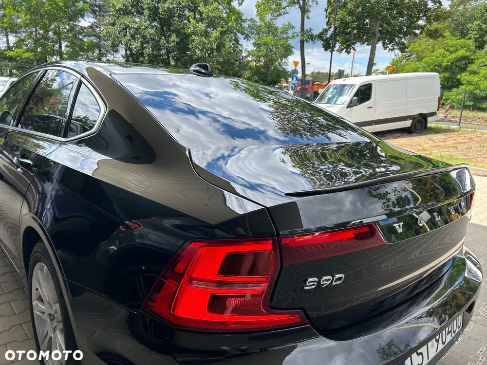 Volvo S90 D4 Momentum - 23