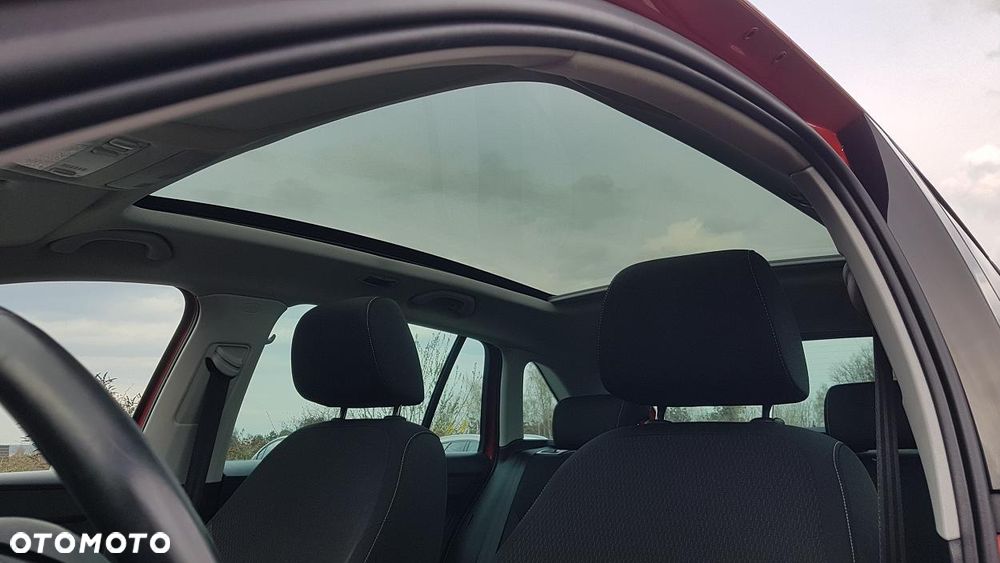 Skoda RAPID 1.4 TSI DSG Ambition - 32