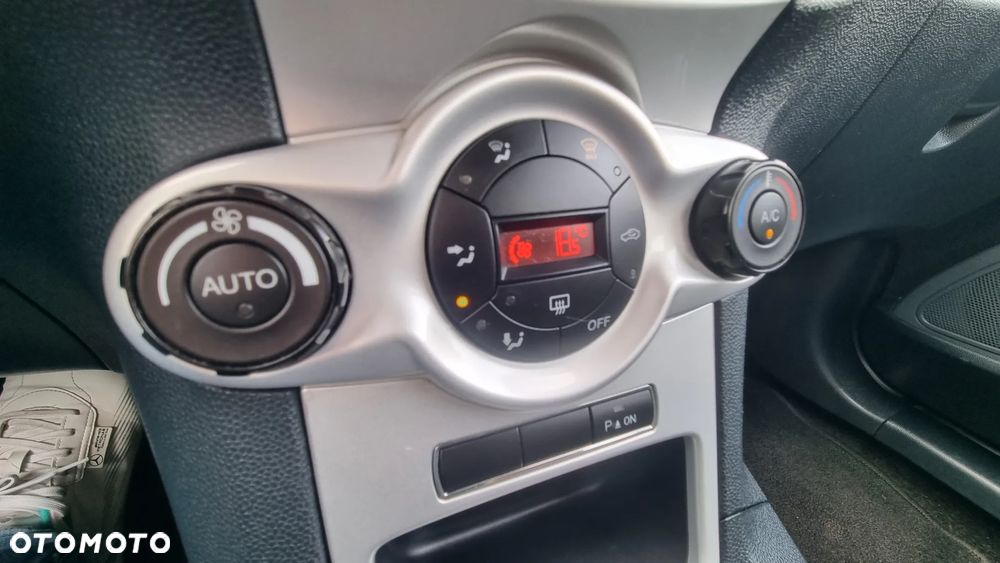Ford Fiesta 1.25 Titanium - 13