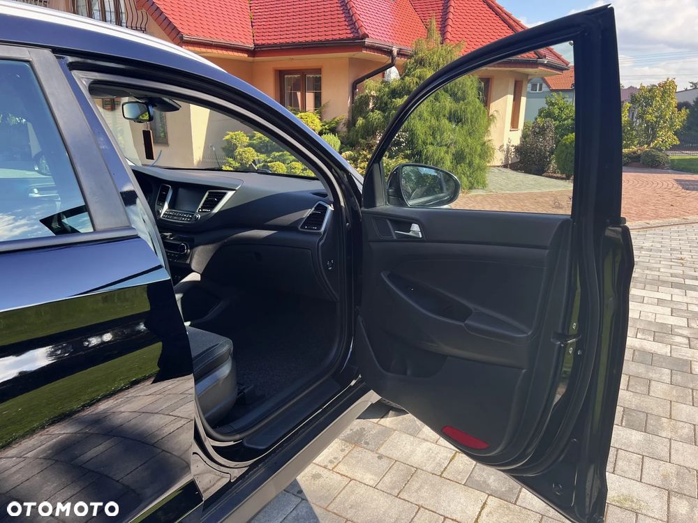Hyundai Tucson blue 1.7 CRDi 2WD Style - 21