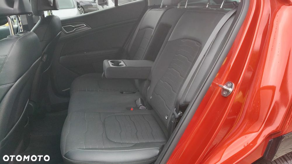Kia Sportage 1.6 T-GDI MHEV Business Line 2WD DCT - 12